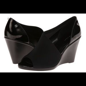 Calvin Klein Lanai Wedge Pump Women’s Shows